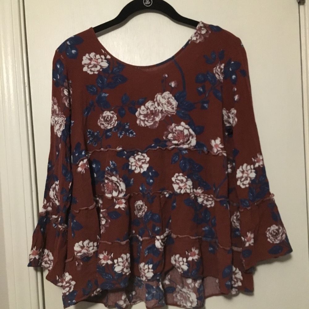 Cute floral top with bell sleeves